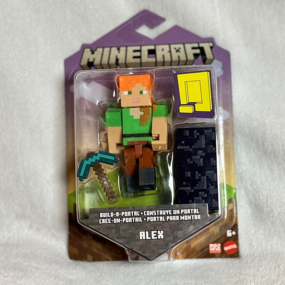 Minecraft Build-A-Portal Alex 3.25" Figure with Diamond Pick New in Package‎